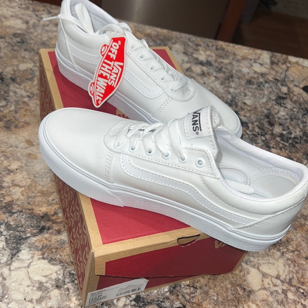 Vans platform brand new in box